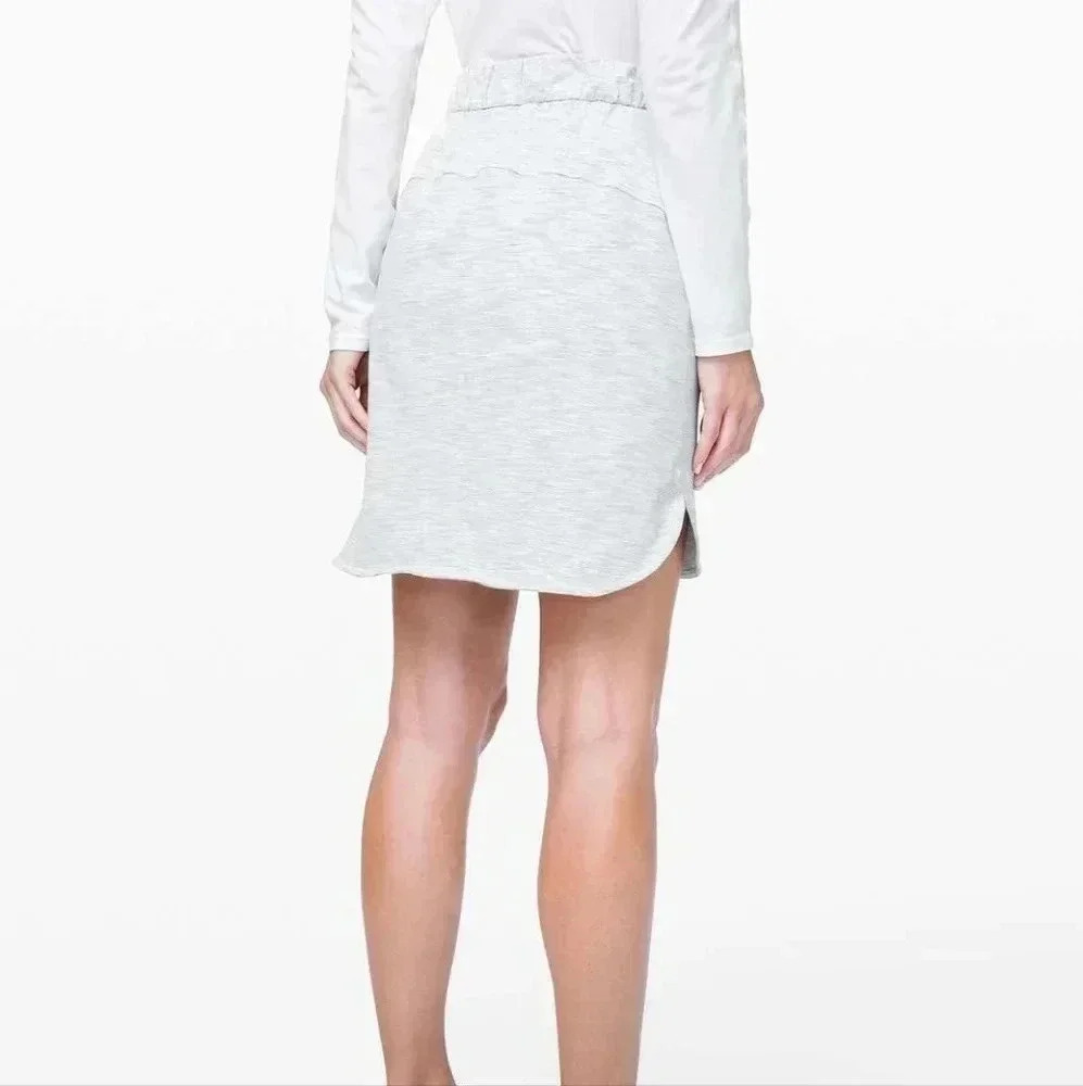 Lululemon On the Fly Skirt *WovenWee Are From Space Nimbus Battleship - Picture 9 of 12